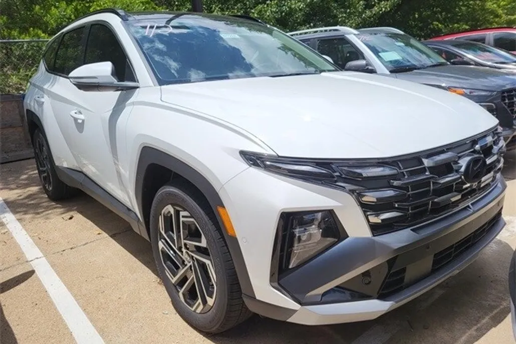 2025 Hyundai Tucson Limited photo 1