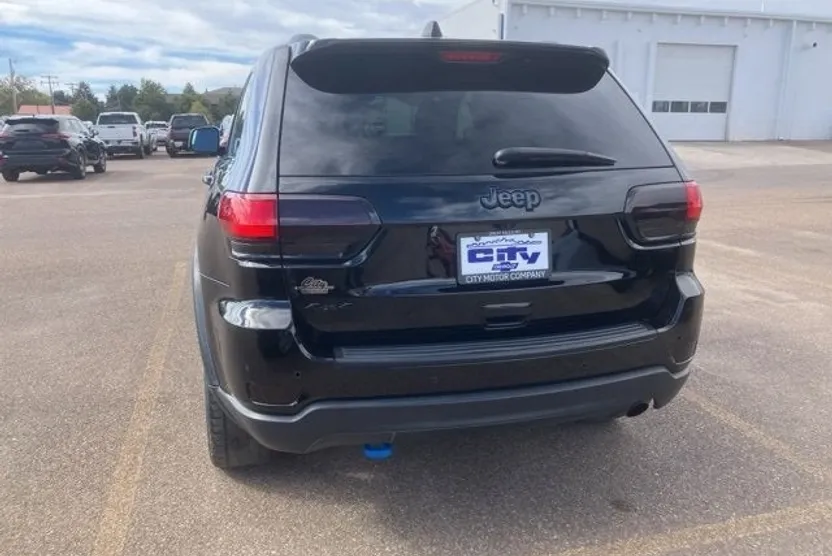 2019 Jeep Grand Cherokee Upland photo 1