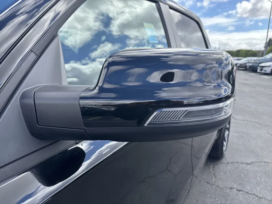 2025 Ram 1500 Laramie photo 1