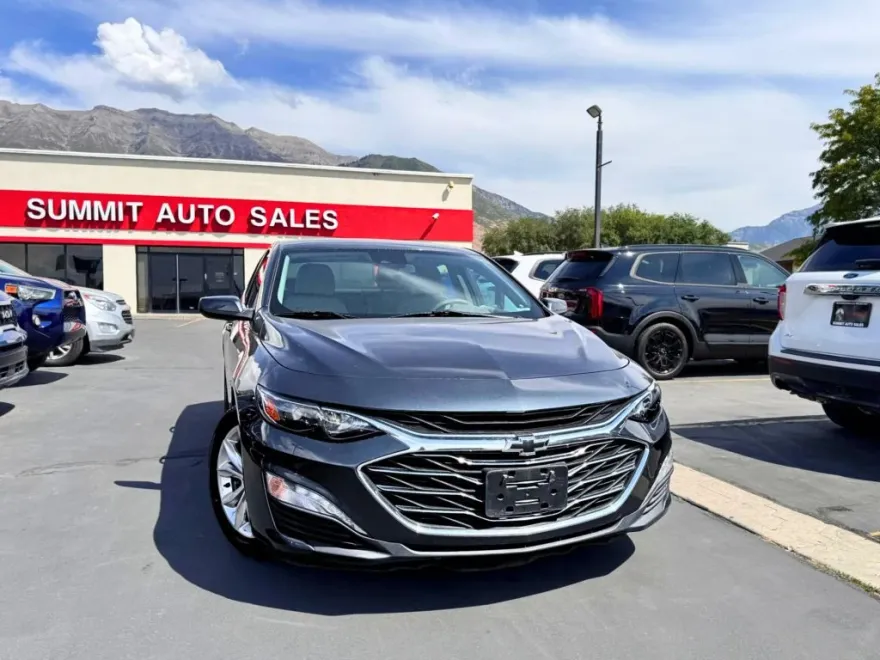 2021 Chevrolet Malibu 1LT photo 1