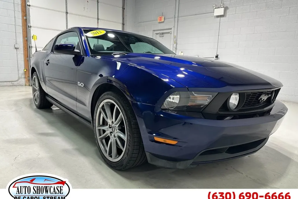 2012 Ford Mustang GT Premium photo 1