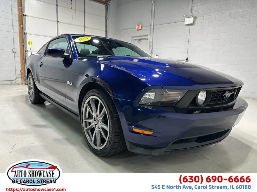 2012 Ford Mustang GT Premium photo 1