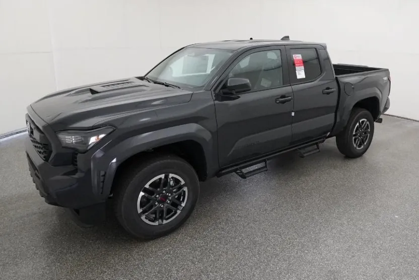 2025 Toyota Tacoma TRD Sport Double Cab photo 1
