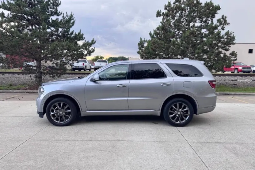 2017 Dodge Durango GT photo 1