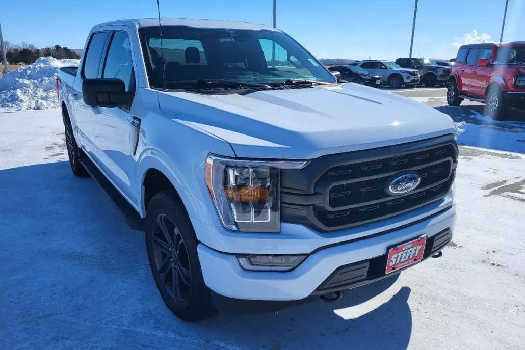 2021 Ford F-150 XLT photo 1