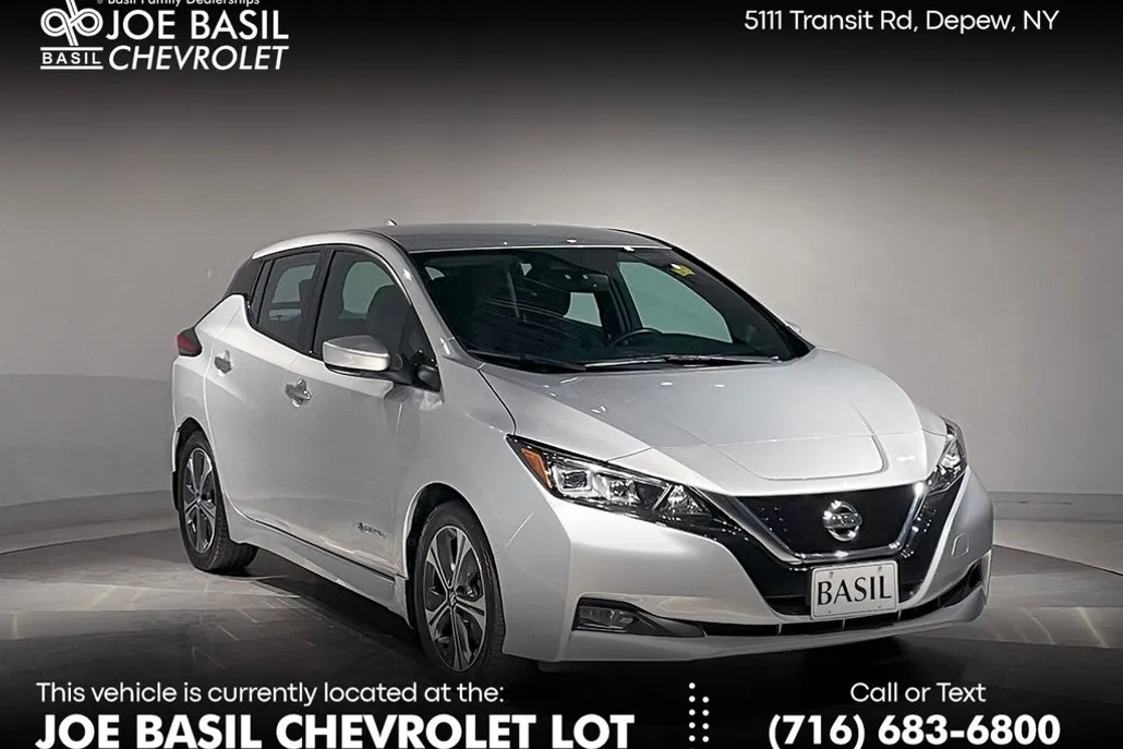 2018 Nissan Leaf SV photo 1