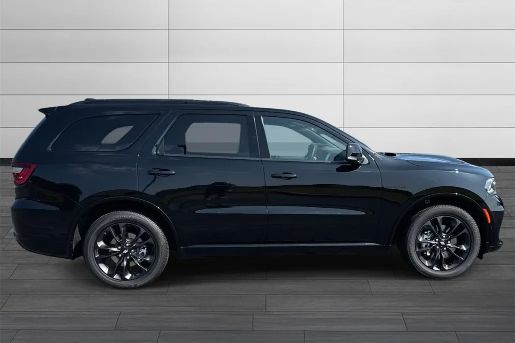 2025 Dodge Durango R/T Plus photo 1