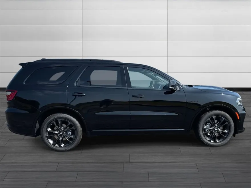 2025 Dodge Durango R/T Plus photo 1