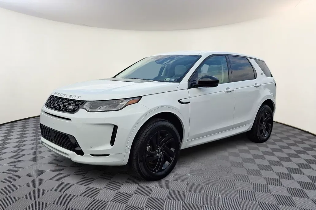 2025 Land Rover Discovery Sport S photo 1