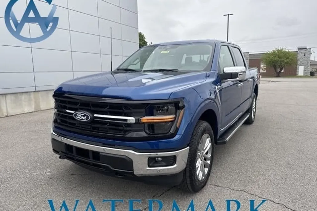 2025 Ford F-150 XLT photo 1