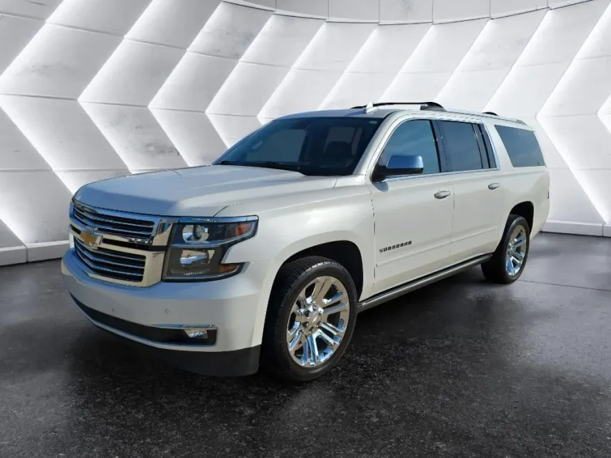 2020 Chevrolet Suburban Premier photo 1