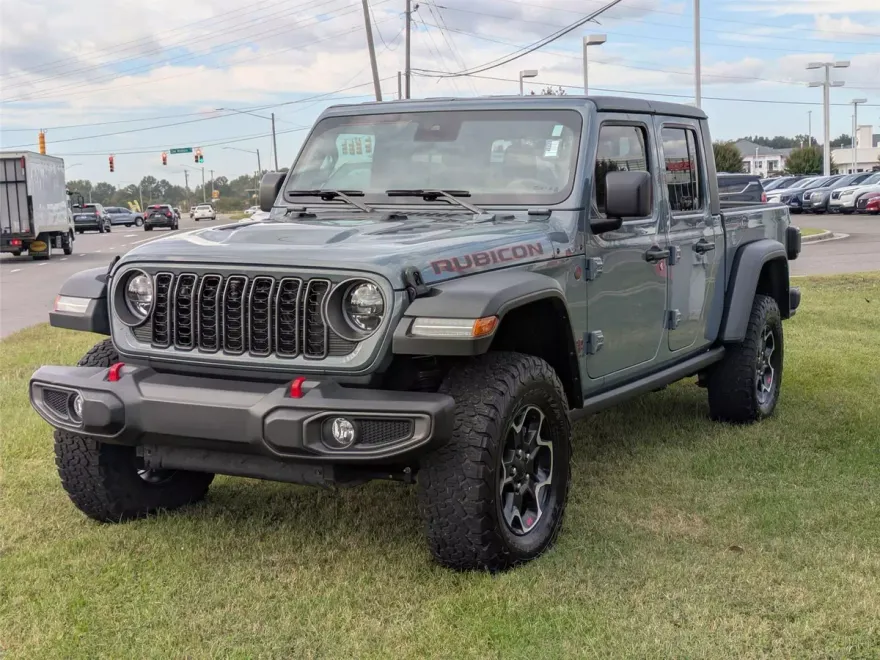 2024 Jeep Gladiator Rubicon photo 1