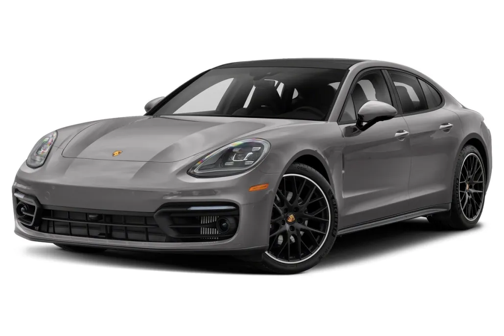 2021 Porsche Panamera GTS photo 1