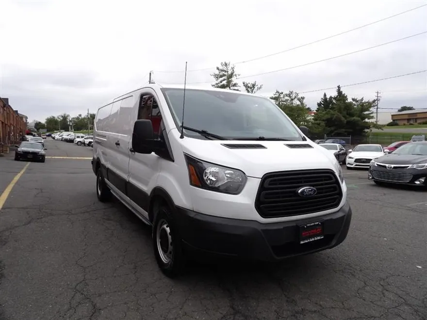 2019 Ford Transit photo 1