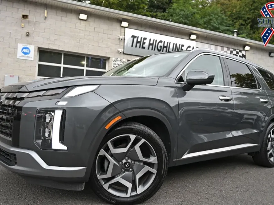 2024 Hyundai Palisade Limited photo 1