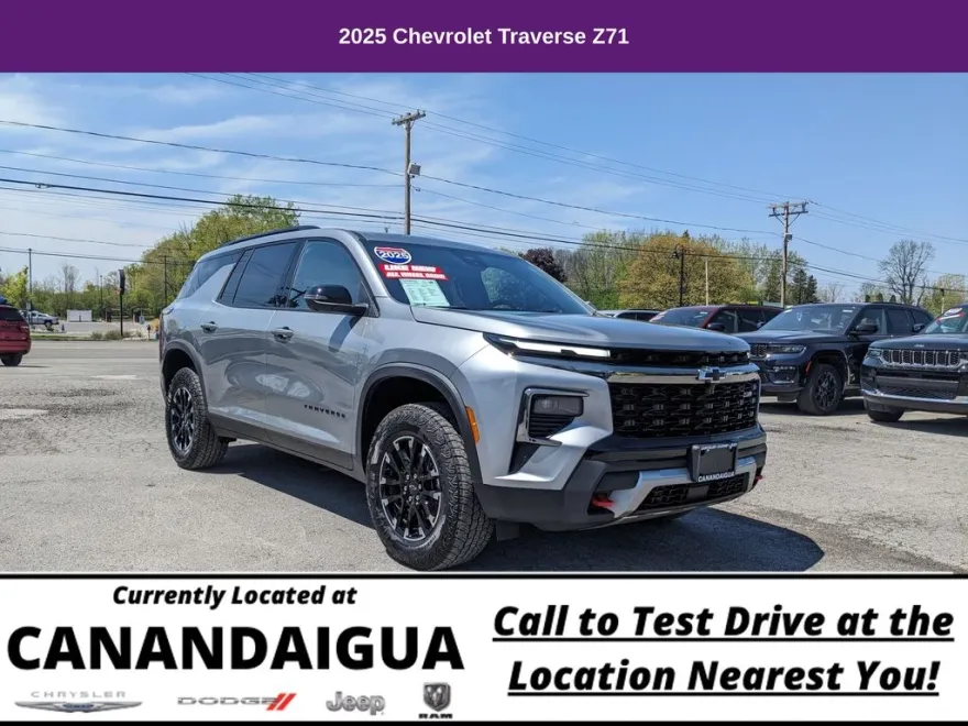 2025 Chevrolet Traverse Z71 photo 1
