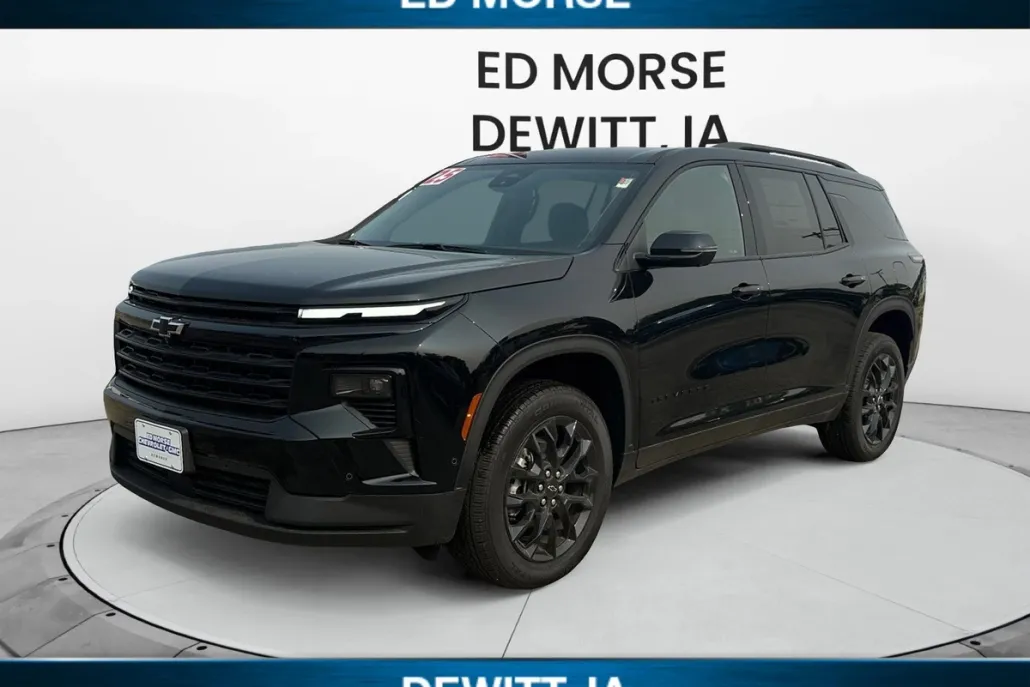 2025 Chevrolet Traverse photo 1