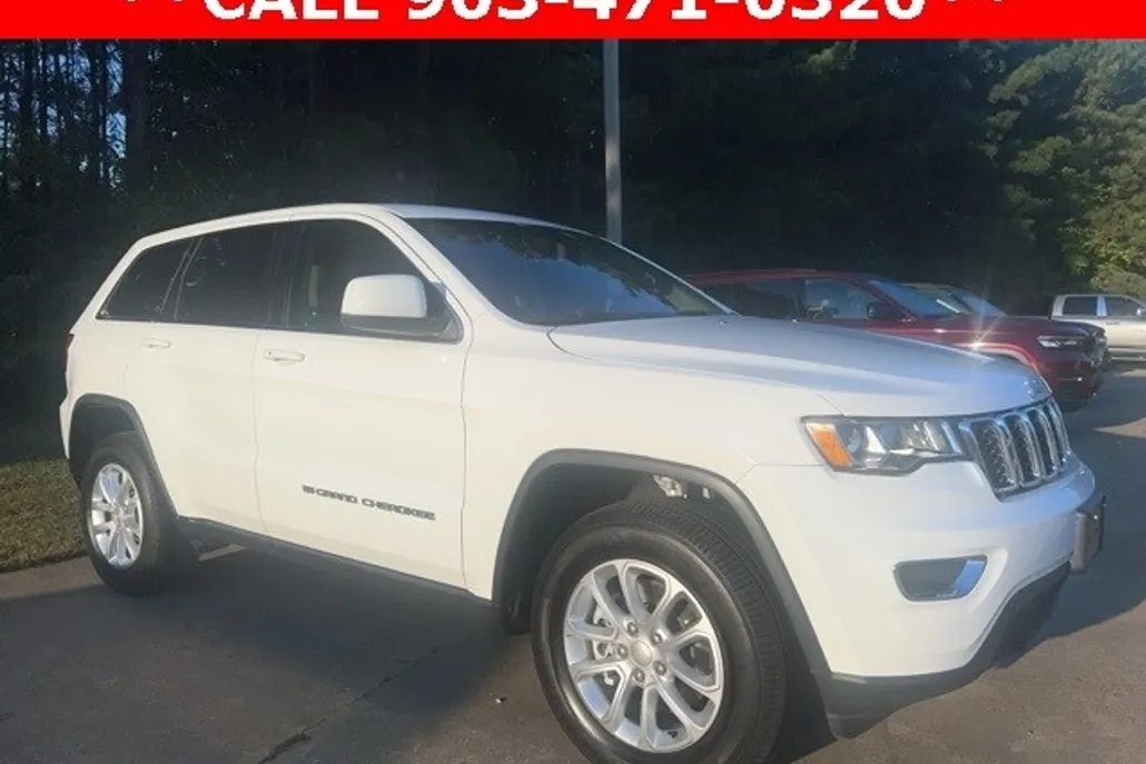 2022 Jeep Cherokee Laredo photo 1