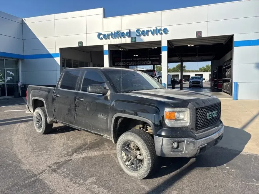 2015 Gmc Sierra 1500 SLE photo 1