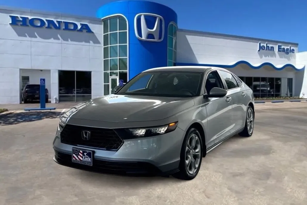 2024 Honda Accord LX photo 1