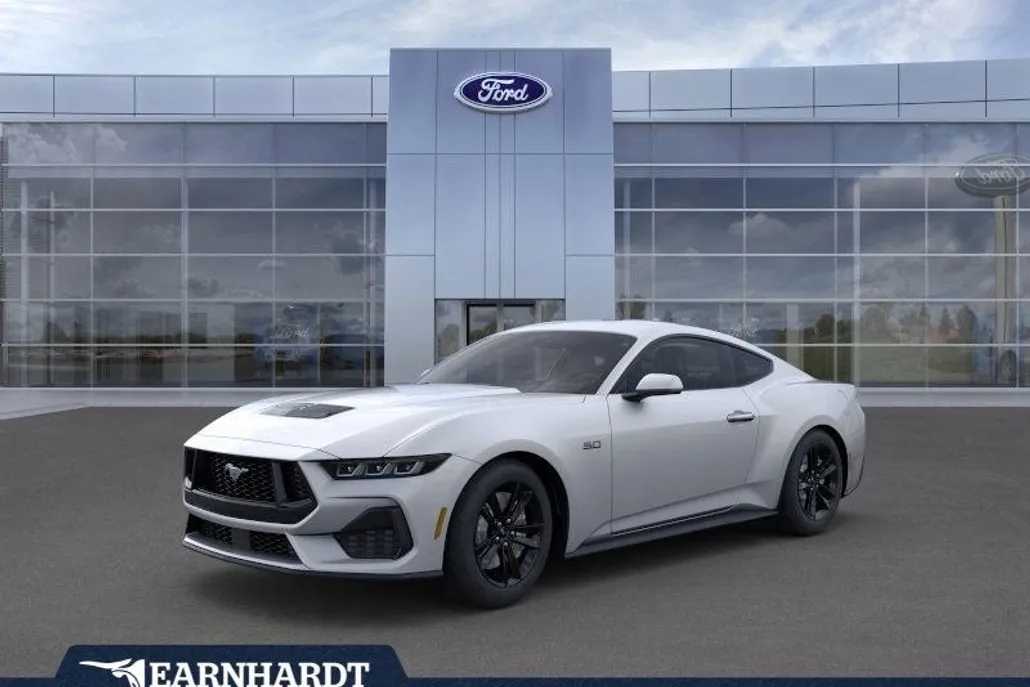 2025 Ford Mustang GT photo 1