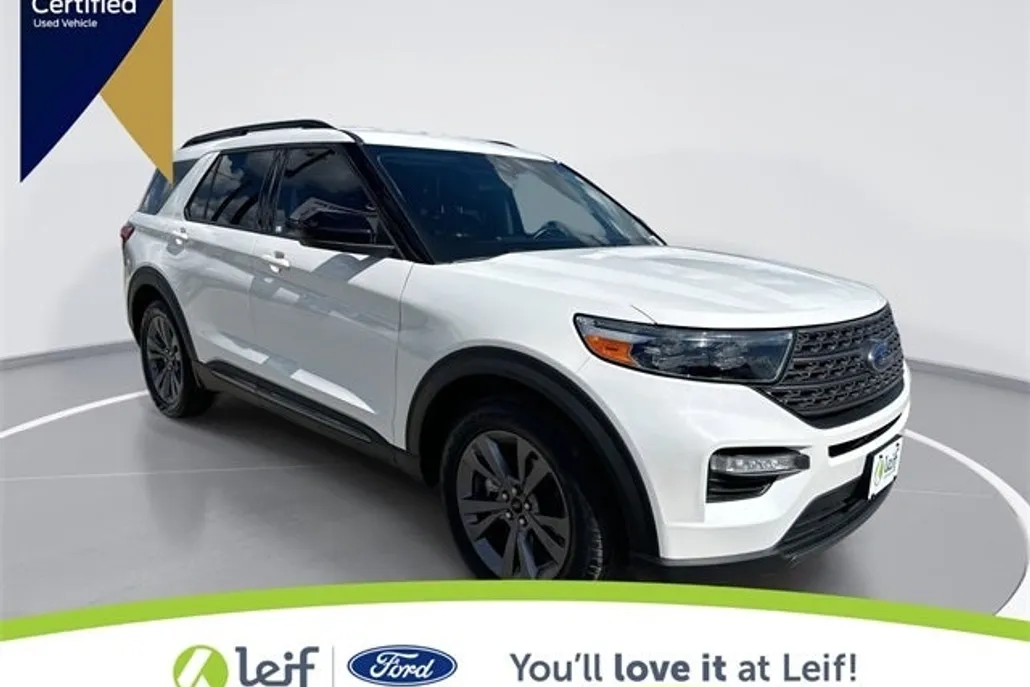 2022 Ford Explorer XLT photo 1