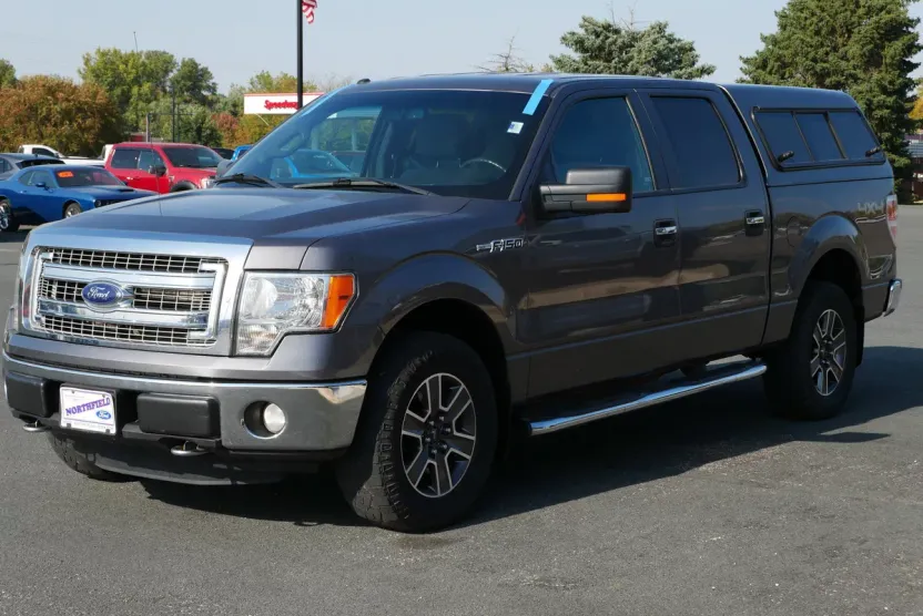 2013 Ford F-150 XLT photo 1