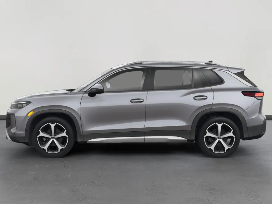 2025 Volkswagen Tiguan SE photo 1