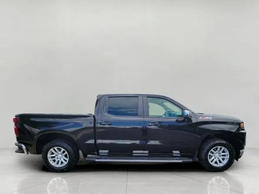2020 Chevrolet Silverado 1500 LT photo 1