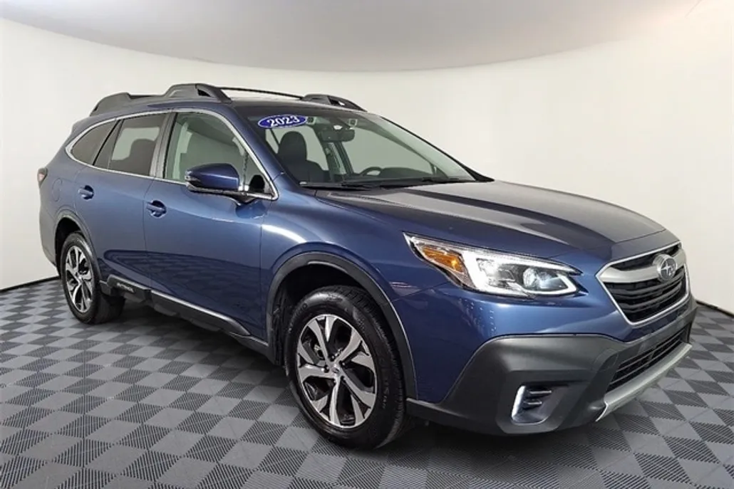 2020 Subaru Outback Limited photo 1