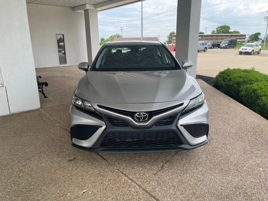 2023 Toyota Camry Base photo 1