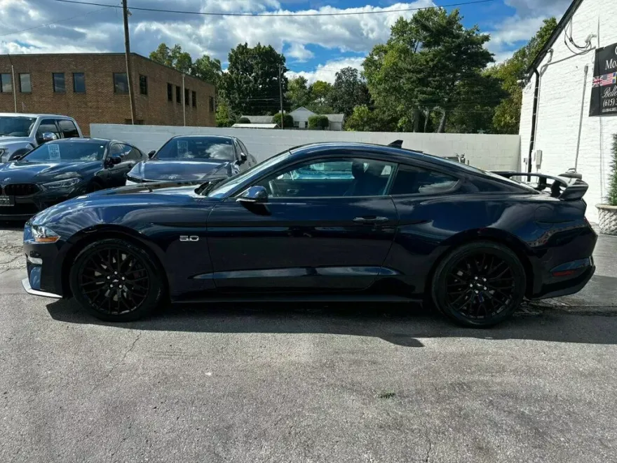 2021 Ford Mustang GT photo 2