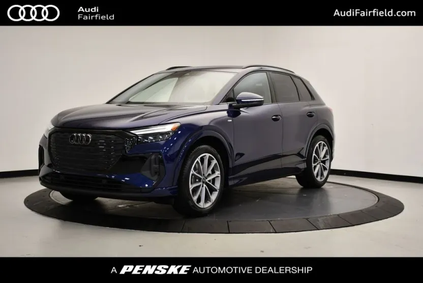 2026 Audi Q4 55 E-tron Premium Plus photo 1