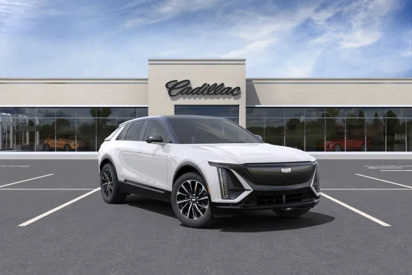 2025 Cadillac Lyriq Sport photo 1