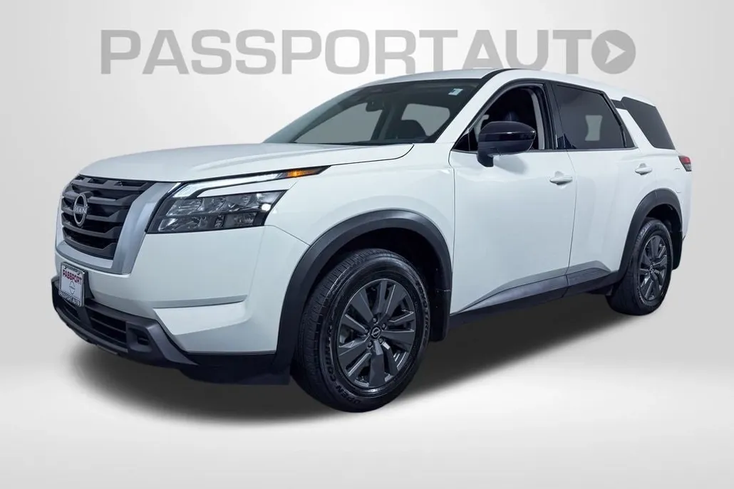 2024 Nissan Pathfinder S photo 1