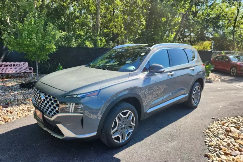 2021 Hyundai Santa Fe Limited photo 1