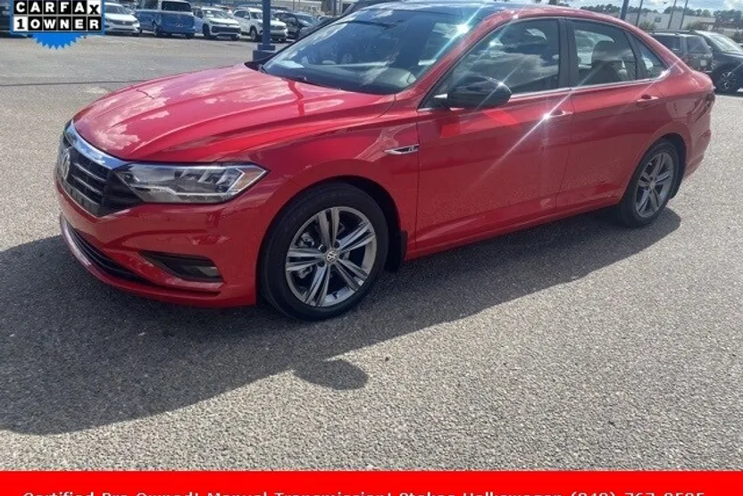 2021 Volkswagen Jetta 1.4T R-Line photo 1