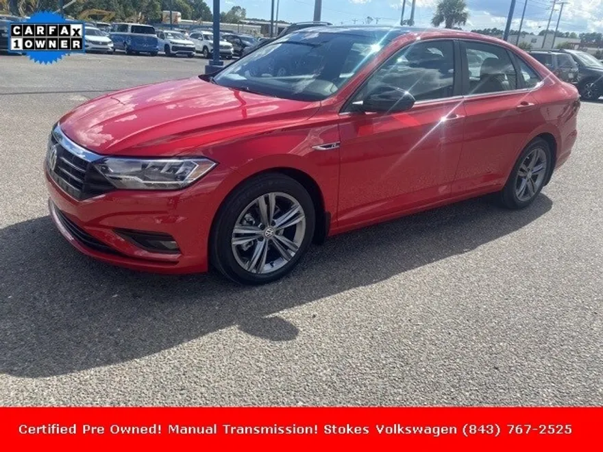 2021 Volkswagen Jetta 1.4T R-Line photo 1