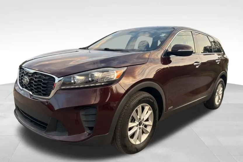 2019 Kia Sorento LX photo 1