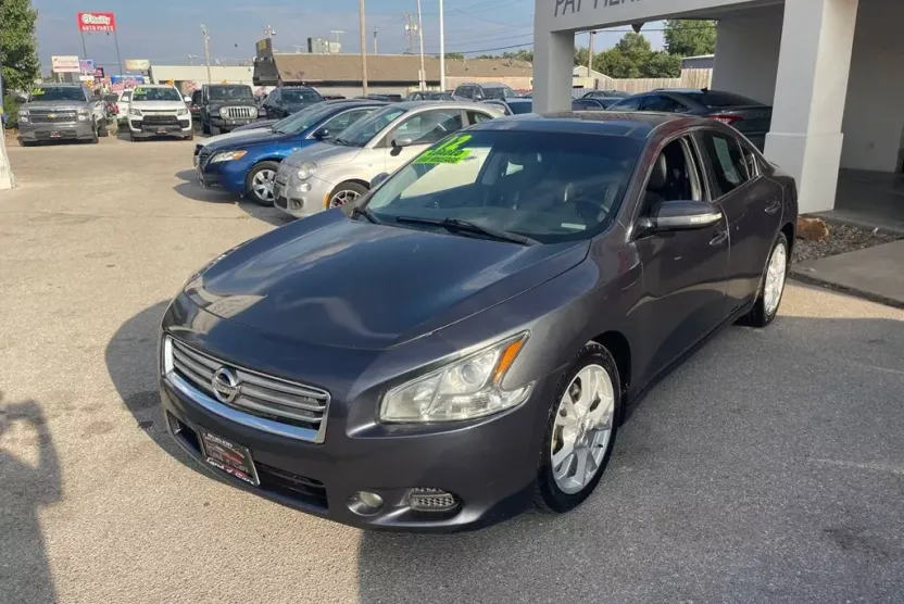 2012 Nissan Maxima SV Premium photo 1