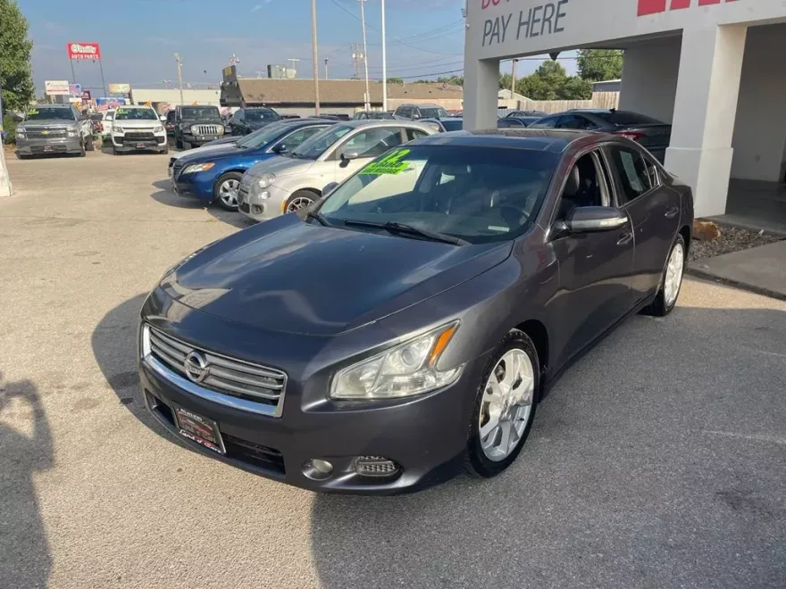 2012 Nissan Maxima SV Premium photo 1