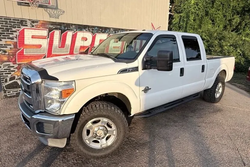 2016 Ford F-250 photo 1
