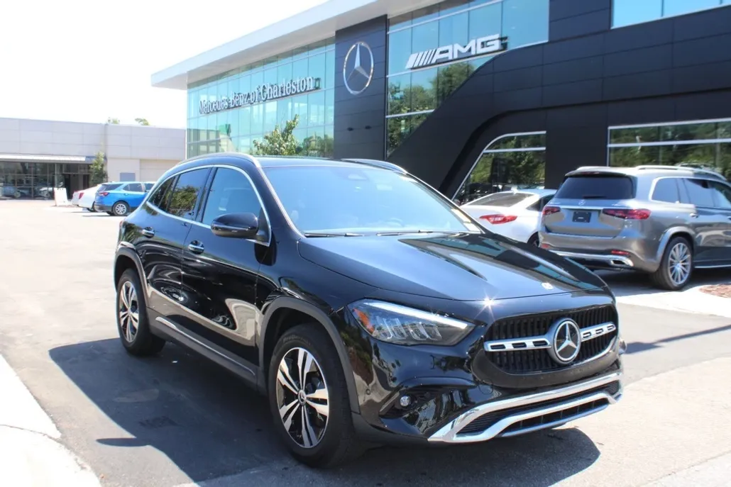 2025 Mercedes Benz GLA 250 photo 1