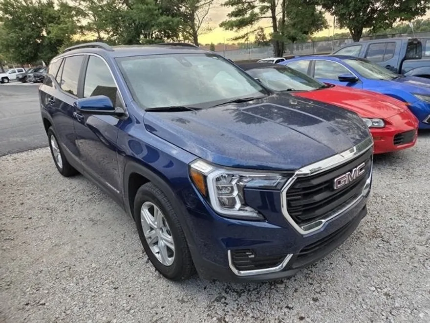 2023 Gmc Terrain SLE photo 1