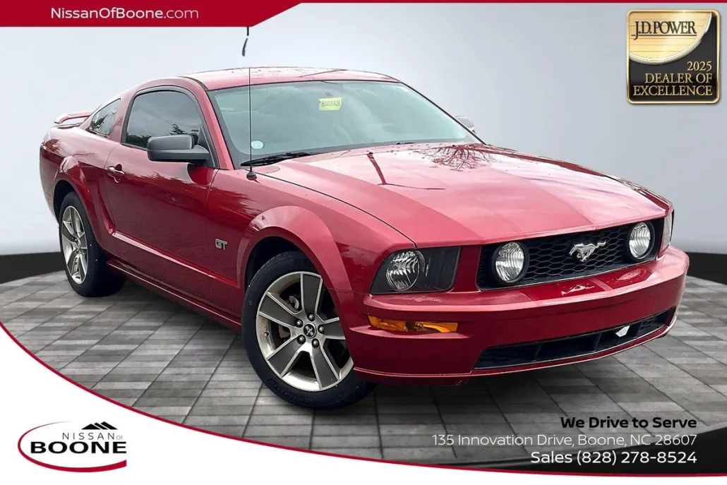 2008 Ford Mustang GT Deluxe photo 1