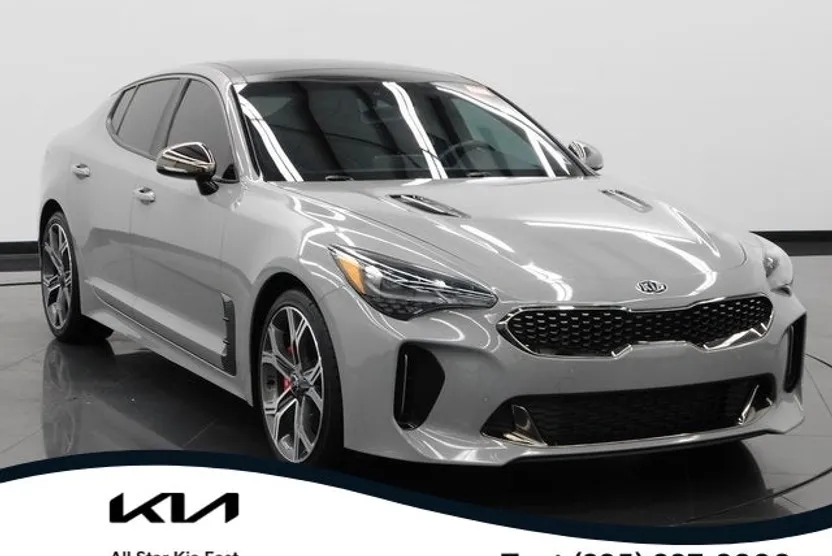 2021 Kia Stinger GT1 photo 1