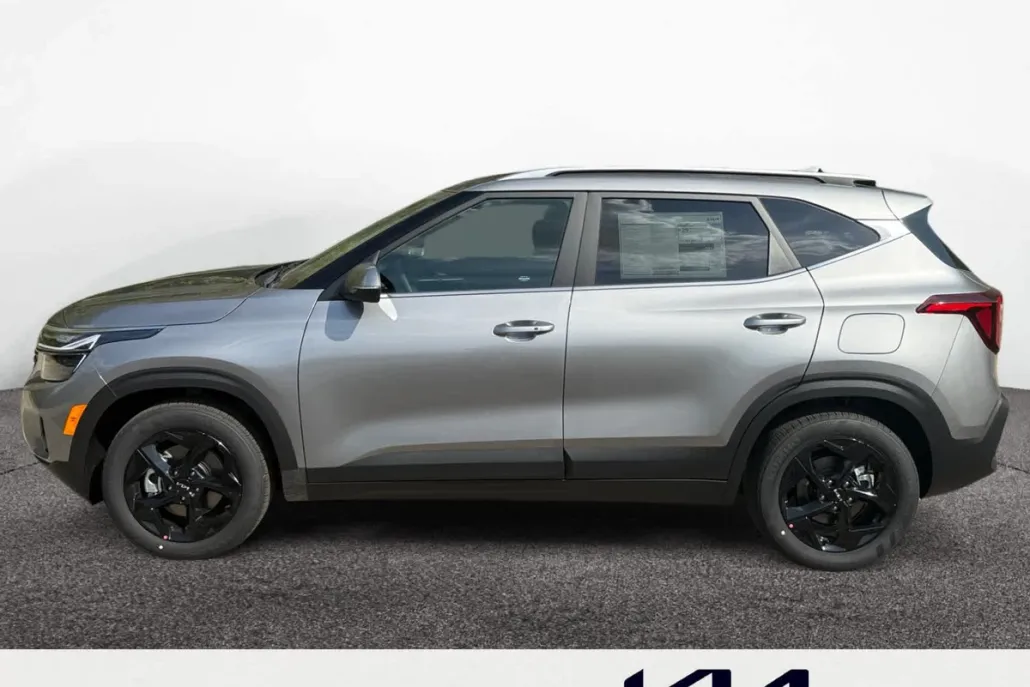 2026 Kia Seltos EX photo 1
