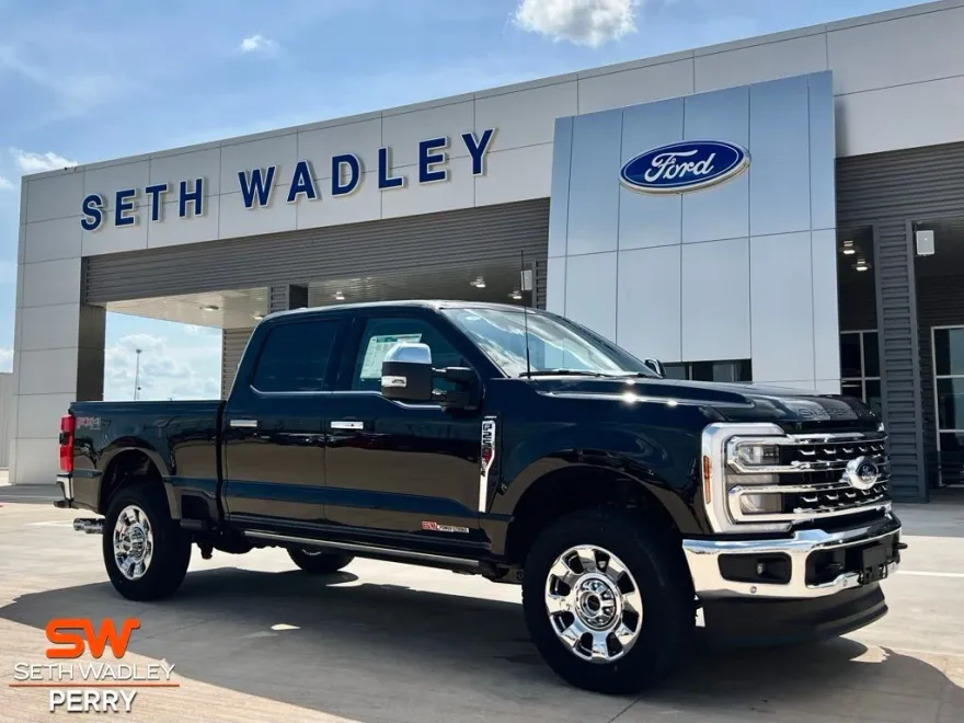 2025 Ford F-250 photo 1