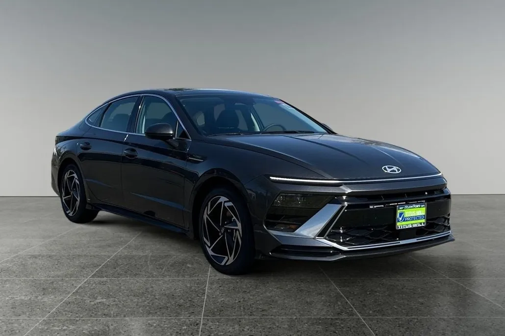 2025 Hyundai Sonata SEL Convenience photo 1