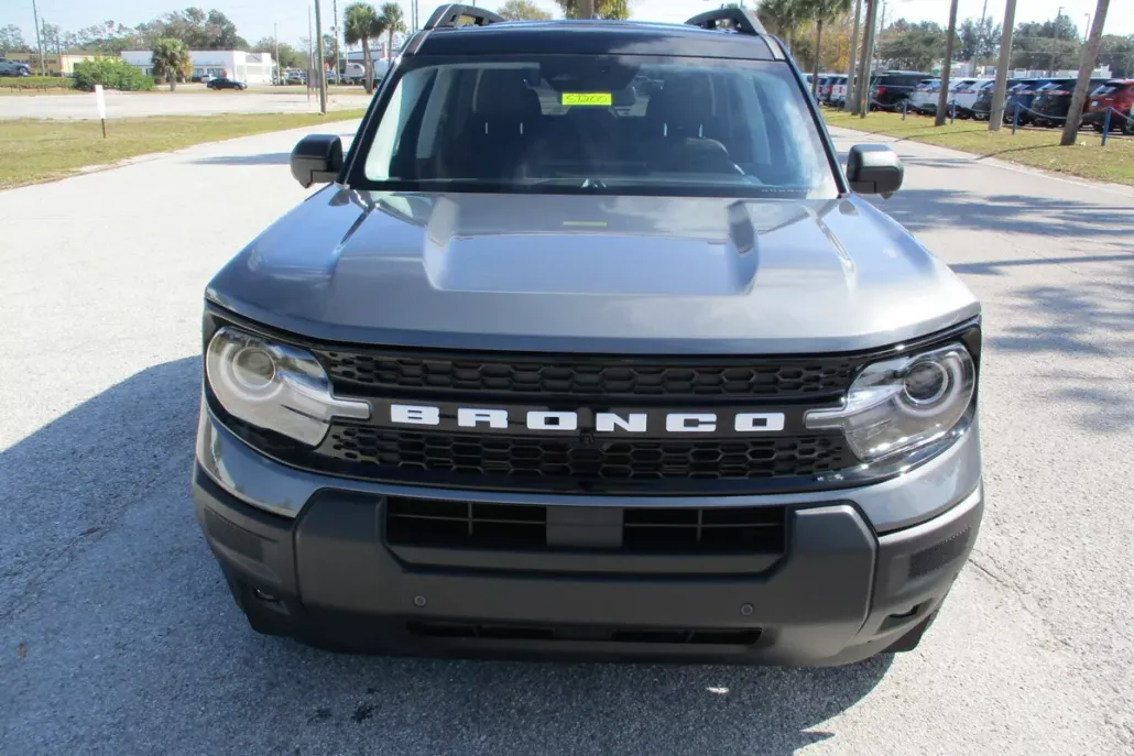 2025 Ford Bronco Sport Outer Banks photo 1